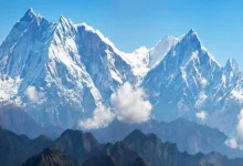 Rapid glacier melt caused by global warming has doubled the number of rivers in the Himalayan region over the past decade, according to a study published in AGU Advances.