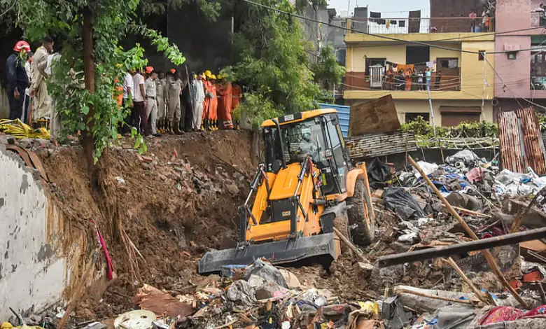 Eight people, including two young children, lost their lives when a portion of a wall collapsed in Delhi’s Hari Nagar area, in Jaitpur, during heavy rainfall on Saturday morning.