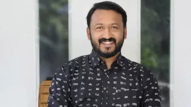 A trans woman has accused Palakkad MLA Rahul Mamkootathil of sexual harassment, alleging that Mamkootathil sent her messages expressing his desire to rape her.