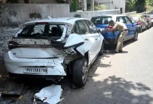 75 year old died after getting crushed between BEST bus and parked car in Malabar Hills