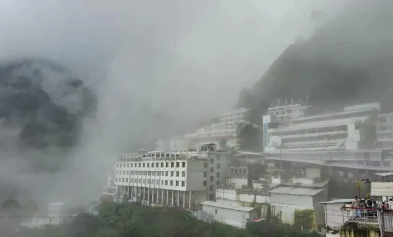 Heavy Rains Trigger Landslide Near Vaishno Devi Shrine in Jammu; Rescue Teams Deployed