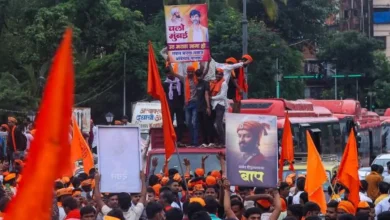 Maratha quota activist Manoj Jarange-Patil reached Mumbai on Friday morning where he will hold a rally in Azad Maidan demanding reservation for the Maratha community.