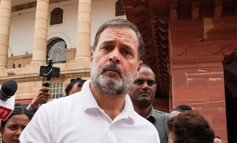 Congress leader Rahul Gandhi on Wednesday told a Pune court that he faces a threat to his life from the complainant in a defamation case related to his remarks on Vinayak Damodar Savarkar.
