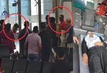 A violent altercation erupted at Srinagar airport on July 26 when a senior Army officer allegedly assaulted multiple SpiceJet staff members after refusing to pay for excess cabin baggage.