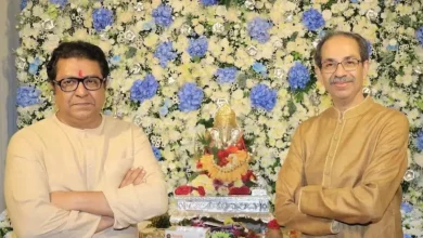 Shiv Sena (UBT) chief Uddhav Thackeray on Wednesday visited his cousin and Maharashtra Navnirman Sena (MNS) chief Raj Thackeray at his residence ‘Shivtirth’ for Ganesh puja.