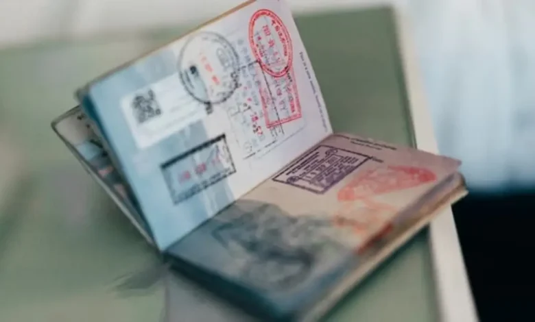 H‑1B visa called a “SCAM,” urgent overhaul signaled; remarks by US Commerce Secretary spark debate