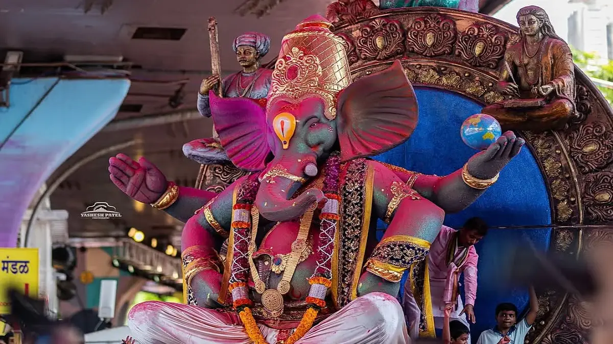 Lalbaug’s Tejukayacha Raja Returns: Mumbai’s 22-Foot Eco-Friendly Paper Ganpati set for 2025, with a Guinness Record Legacy