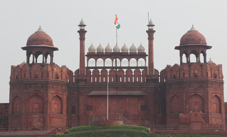 Five Bangladeshi Nationals Detained for Attempting to Breach Red Fort Security