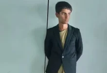 An Afghan boy traveled from Kabul to Delhi by hiding in the landing gear compartment of a plane, Indian authorities have said.