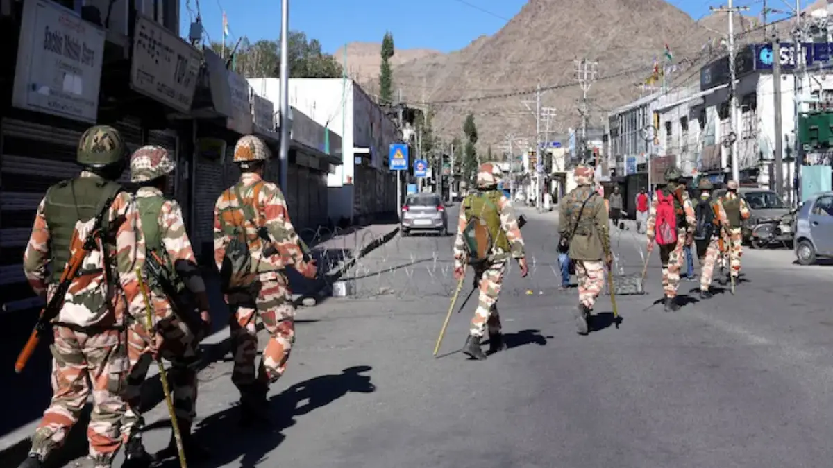 The Leh Apex Body (LAB) on Monday announced that it will boycott the scheduled talks with the Centre, demanding an impartial judicial probe into the firing.