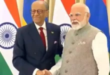 Prime Minister Narendra Modi hosted his Mauritius counterpart Navinchandra Ramgoolam in Varanasi today.