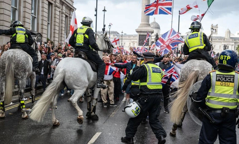 Massive Anti-Migrant Rally in London Turns Violent, Injuring 26 Officers