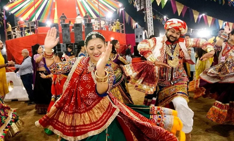 VHP Stirs Controversy with Advisory for 'Hindu-Only' Garba Events in Maharashtra