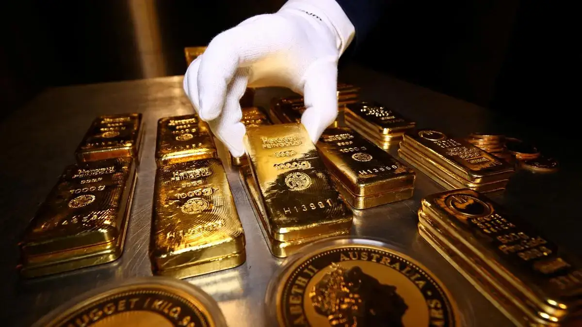 India Builds Gold Buffer As RBI Trims US Treasuries; Forex Firepower Still Strong