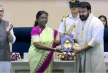 Legendary Actor Mohanlal is Honoured With The Dadasaheb Phalke Award 2023 at the 71st National Film Awards