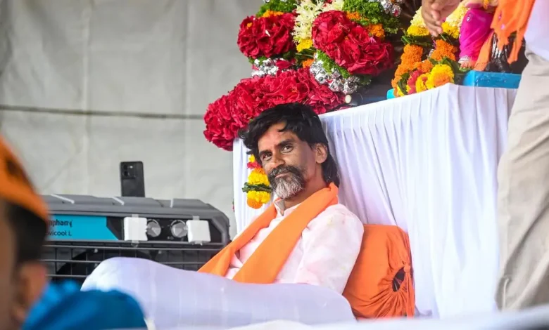 Maratha Quota Update: Manoj Jarange Halts Hunger Strike as Maharashtra Govt Yields to Key Demands