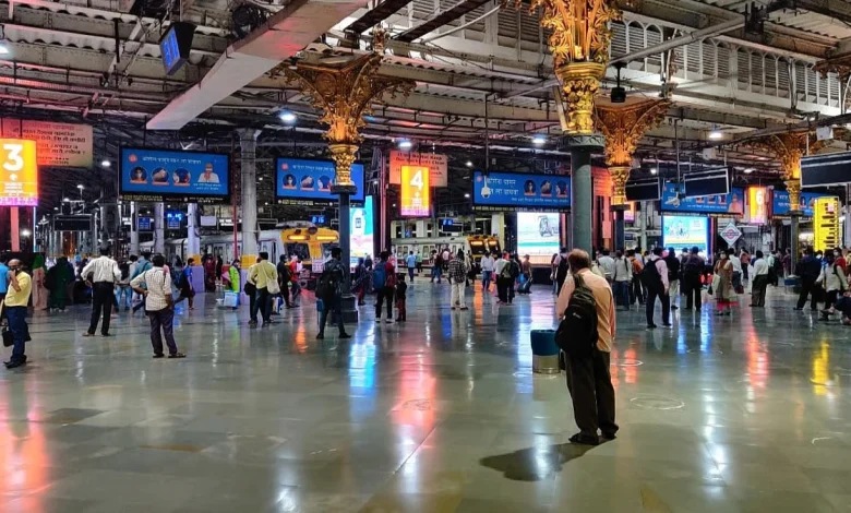 Despite Court Mandate, Central Railway's Plan to Expand Emergency Medical Rooms Stalls Amid Lack of Bidders