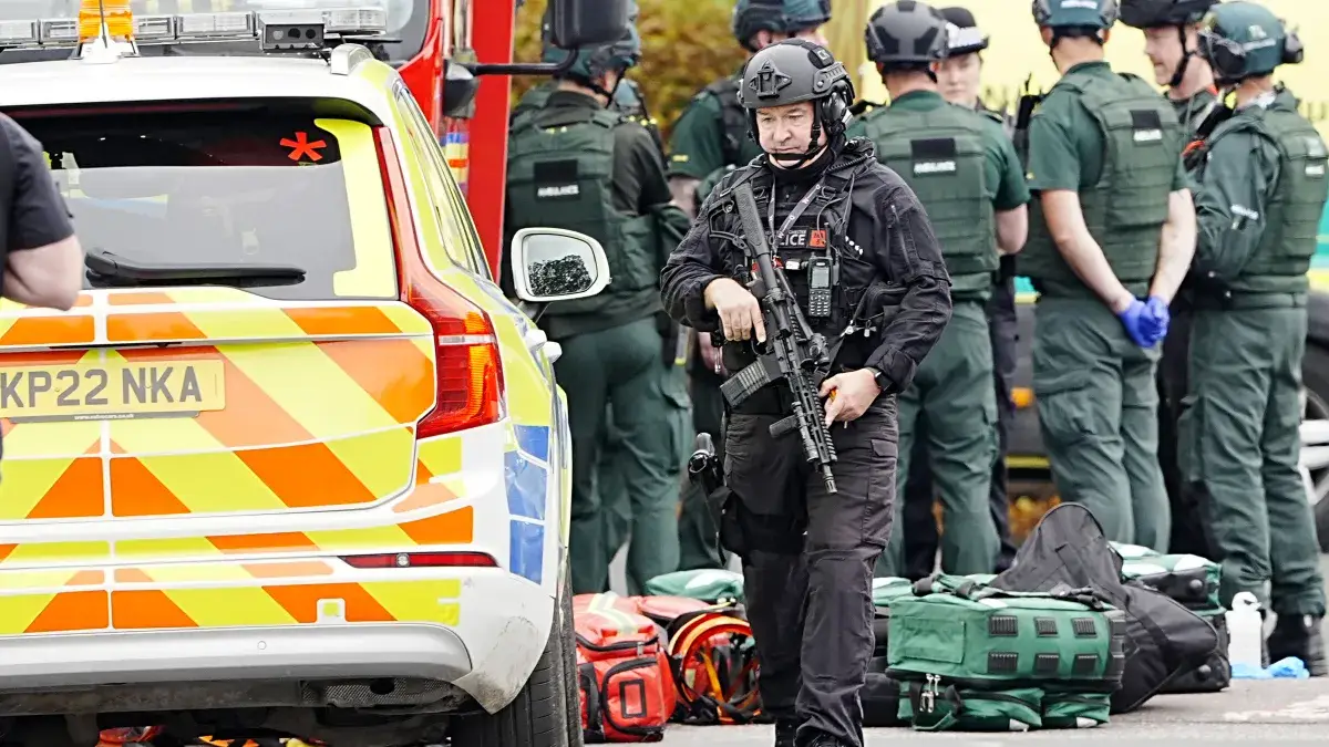 4 Injured in Vehicle Ramming, Stabbing ‘Terror Incident‘ at Synagogue in Manchester on Yom Kippur; Suspect Shot
