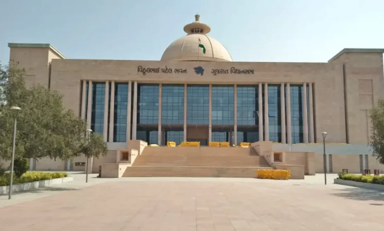 Some of ministers are dropped in new cabinet.