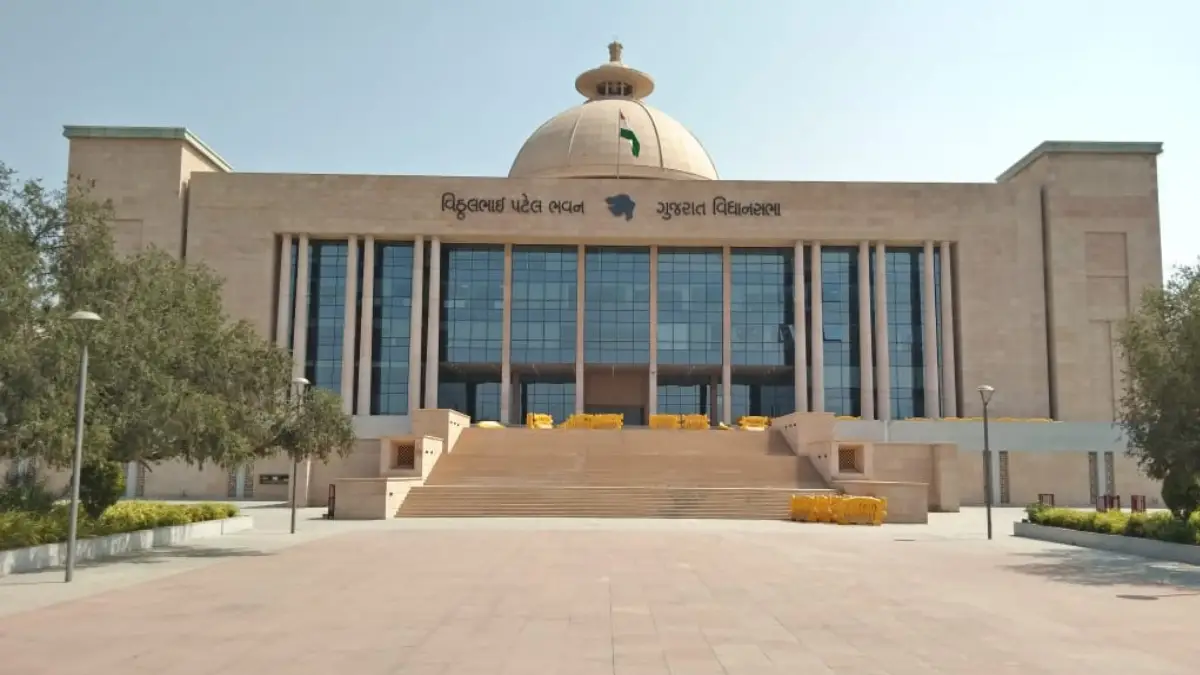 Some of ministers are dropped in new cabinet.