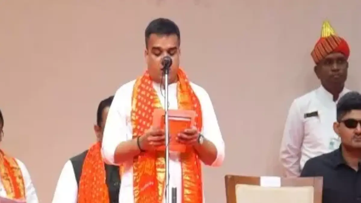 The oath-taking ceremony of Gujarat’s new cabinet has concluded.