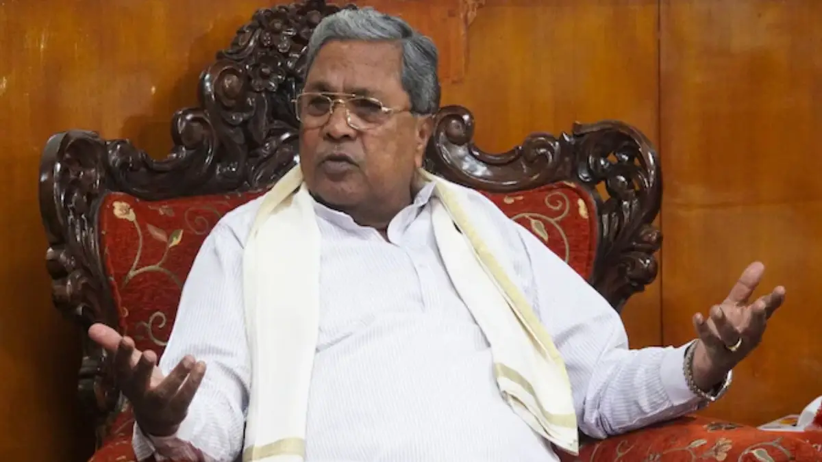 The Dharwad Bench of the High Court has stayed its order mandating private organisations to obtain prior permission before holding activities in government premises.