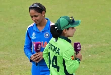 Harmanpreet Kaur Avoids Handshake with Pakistan Captain Fatima Sana, Reviving India-Pakistan Tensions at Women’s World Cup
