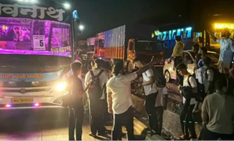 Highway Hell: Fifth Day of Snarl-Ups on Mumbai-Ahmedabad Route Leaves Kids and Travelers in Agony