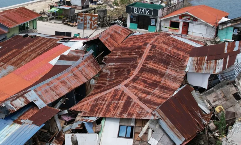 Philippines Rocked by Second Strong Earthquake Hours After Deadly 7.4 Magnitude Tremor
