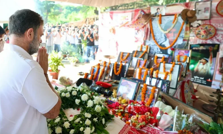 Rahul Gandhi Visits Zubeen Garg’s Family in Guwahati, Pays Heartfelt Tribute; Singapore Police Dismiss Foul Play Rumors