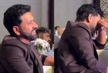 Mimicry artist imitates Dhoni; Rohit bursts into laughter
