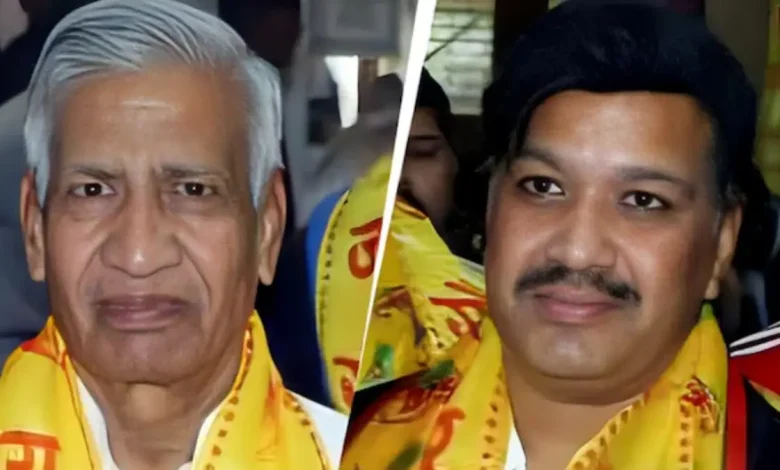 A 50-year-old man fatally shot his father, the millionaire owner of a prominent Indian beedi brand, before turning the gun on himself.