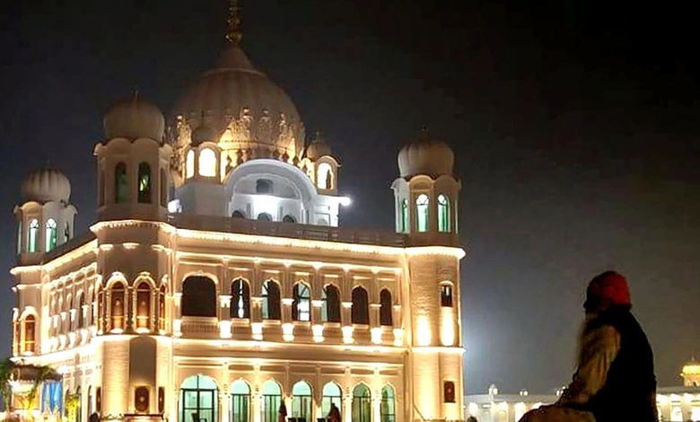 Hindu Pilgrim Denied Entry to Sikh Convoy in Pakistan Amid Guru Nanak Celebrations—Family Alleges Discrimination at Border