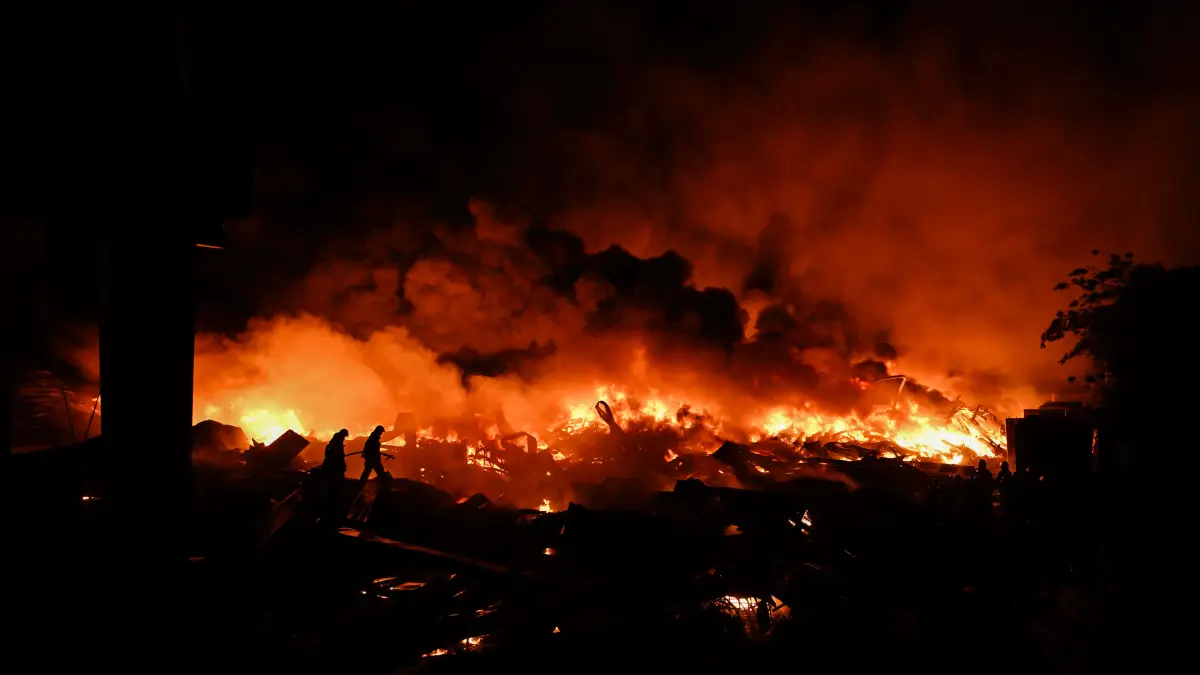 Massive Blast Triggers Huge Fire In Argentina Industrial Zone, At Least 22 Injured
