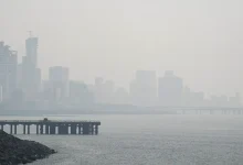 Mumbai's Chilly Dawn Offers Relief, But Smog Clouds the Horizon