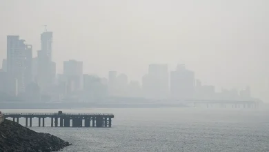Mumbai's Chilly Dawn Offers Relief, But Smog Clouds the Horizon
