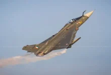 A Tejas jet plane crashed on Friday during a demonstration at the Dubai Airshow, prompting black smoke and emergency sirens across the venue.