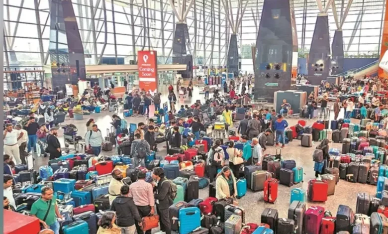 The Ministry of Civil Aviation (MoCA) has directed airlines to comply with newly introduced fare caps on all disrupted routes.