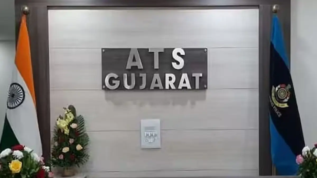 The Gujarat Anti-Terrorist Squad (ATS) has busted a major espionage network and arrested two individuals – a woman and a former Army subedar – for allegedly leaking sensitive, security-related information to Pakistani intelligence operatives.