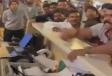 Passengers flying with IndiGo all over India are still stuck in a mess flights keep getting delayed or cancelled, and by Friday, December 5, 2025.