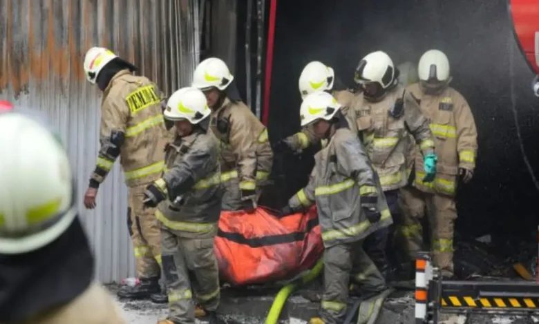 A fire broke out in a seven-storey office building in Central Jakarta on Tuesday, killing at least 20 people.