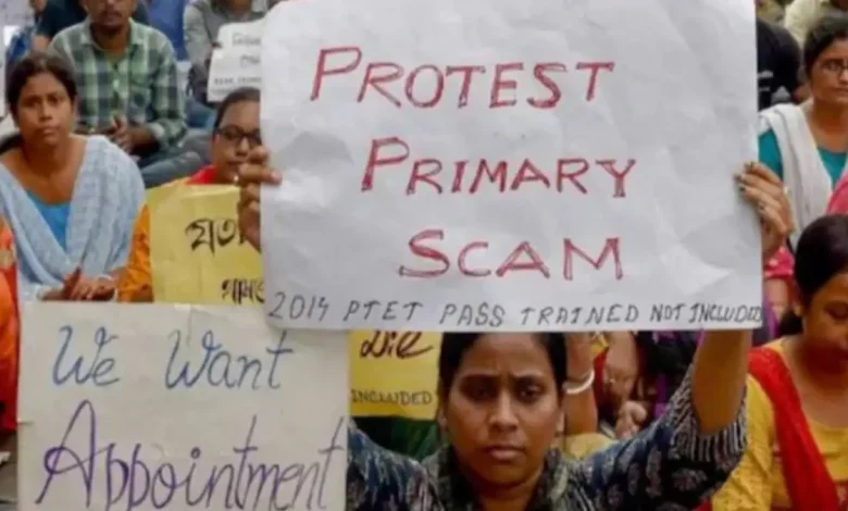 A division bench of the Calcutta High Court on Wednesday overturned a single-bench order that had terminated the appointments of 32,000 primary teachers in connection with the cash-for-jobs scam case.