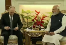 Russian President Vladimir Putin, who landed in Delhi on Thursday evening, has begun his busy schedule for the day.