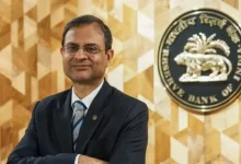 The Reserve Bank of India (RBI) reduced the repo rate by 25 basis points on Thursday.