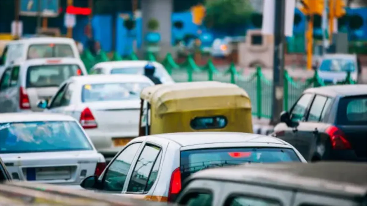 Delhi Bars Entry Of Non-BS-VI Vehicles As Pollution Worsens; Fuel To Be Denied Without Valid PUC