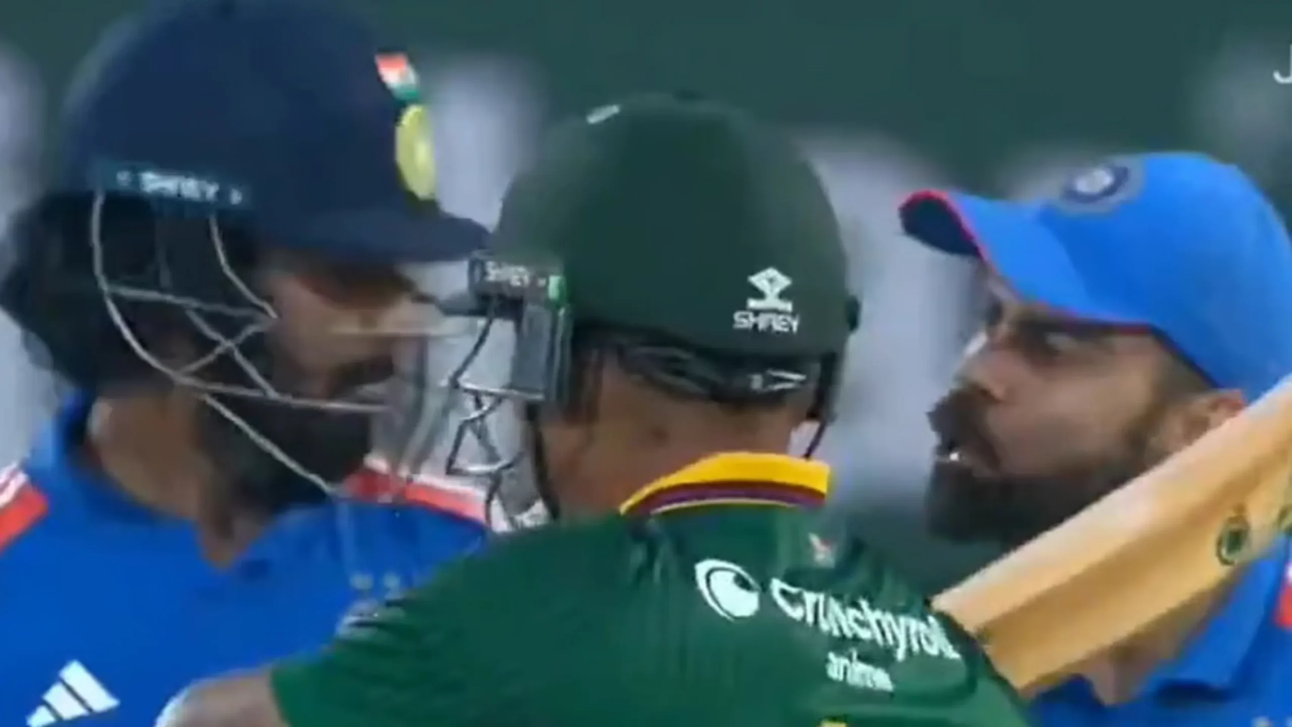 'Ja Udhar Baith Na': Social Media Abuzz As Kl Rahul Seemingly Rejects Virat Kohli's Input During Ind Vs Sa Series Decider; Watch