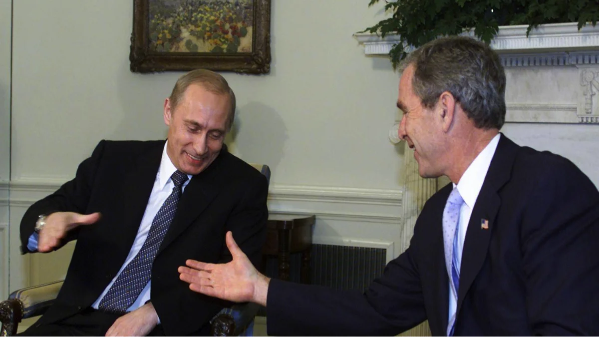 'Just A Junta With Nuclear Weapons': Declassified Documents Reveal Bush-Putin Concerns Over Pakistan's Nuclear Proliferation In 2005