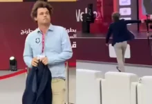 Magnus Carlsen Shoves Cameraman in Frustration After Shock Defeat at FIDE World Rapid Championship
