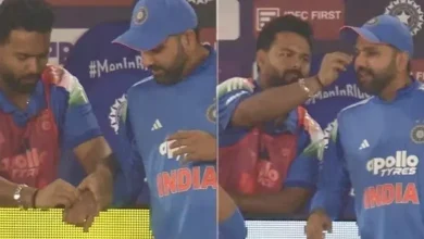 Rohit Sharma makes a wish after Rishabh Pant spots fallen eyelash - WATCH
