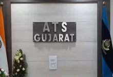 A youth who has connections with terrorist organizations like Jaish-e-Mohammed and Al-Qaeda was arrested from Navsari city of Gujarat.